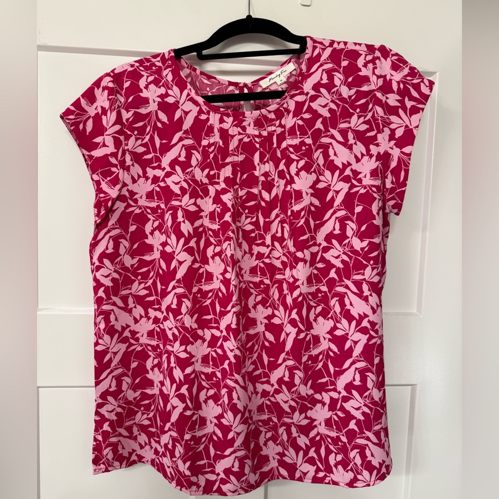 Monday Fun Blouse Sz MD